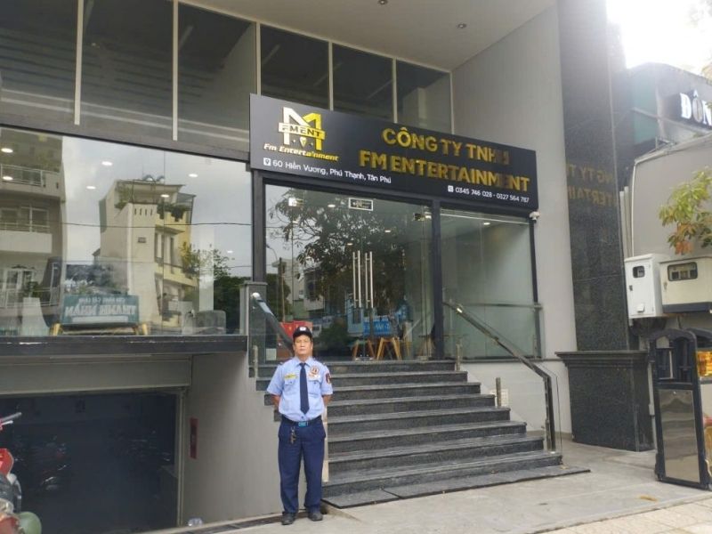 Nhiệm vụ của nhân viên bảo vệ tòa nhà khu vực cổng chính